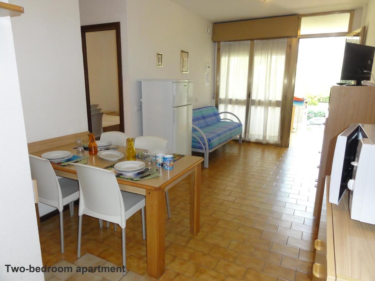 Reji - Appartamenti Bibione Bagian luar foto